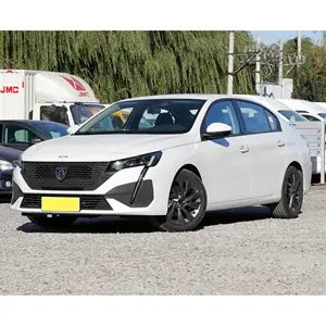 卸売高効率パワーエンジン東風プジョー4084輪燃料車1.6tコンパクトガソリン車