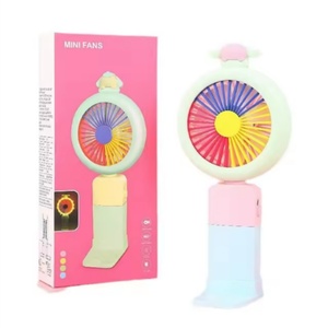Ventilateur portable USB multicolore à motif de dessin animé pour étudiants, enfants, voiture, extérieur, hôtel – Idéal pour l'été – Fabriqué en plastique - Product Image 4