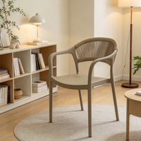 Fauteuil de patio avec dossier en corde tressée à la main, chaise de salle à manger en plastique moulé monobloc durable, siège d'extérieur toutes saisons pour jardin