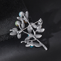 Broches de créateur de luxe pour femmes, en argent plaqué, personnalisables, avec des perles colorées de style rétro antique, en forme de branche de fleurs, de la marque Weiman