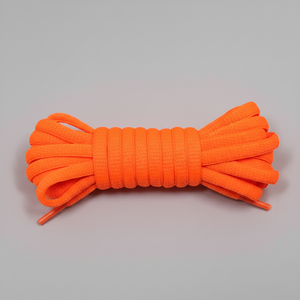 Cordones ovalados elegantes y funcionales para un ajuste seguro - Product Image 1