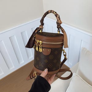 Sacs seau de luxe en cuir PU pour femme, style populaire, sacs messager pour femme, sacs à bandoulière simples et tendance pour femme - Product Image 2