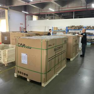 Impianto Solare da Balcone Tedesco <span class=keywords><strong>DAH</strong></span> 600 Watt 800 Watt, Piccole Centrali Solari On-Grid per Balconi, Impianto Fotovoltaico - Product Image 6