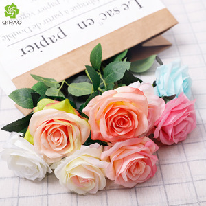 Rosas Artificiales Qihao de Colores Mixtos, Alta Simulación, para Decoraciones de Boda y San Valentín - Product Image 1