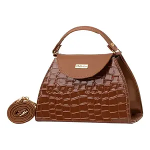 Acalia Camel Fana Bolso bandolera para mujer con patrón de cocodrilo, correa ajustable, cierre con hebilla, talla adulta - Product Image 1