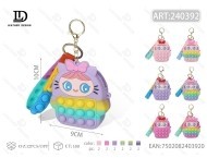 Portamonete Little Girl Pop IT in gomma con cerniera a forma di cartone animato per ragazze - Product Image 1