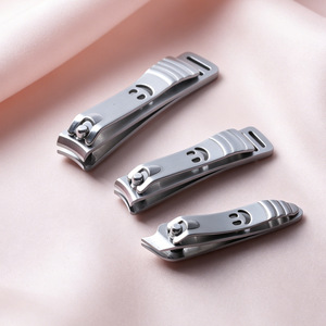 Coupe-ongles inclinés à motif smiley pour usage domestique, coupe-ongles inclinés compacts et portables, outils de manucure et de soin des ongles. - Product Image 3