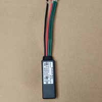 Système de suivi GPS de voiture anti-sabotage et anti-brouillage dissimulé, relais sans fil BLE 5.0, immobilisateur, traceur GPS de véhicule avec interrupteur de coupure d'alimentation