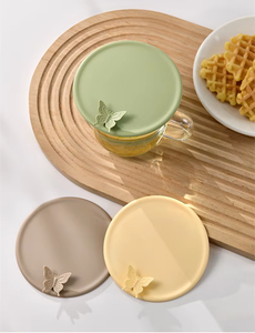 Tapa de silicona de grado alimenticio de 100 mm para taza de café, diseño de mariposa, resistente a salpicaduras, sin BPA, reutilizable, tapa de repuesto para tazas de 10 oz - Product Image 2