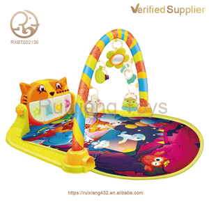Approvisionnement d'usine doux et sûr dessin animé chat Style piano jouant tapis de sport enfants pliable <span class=keywords><strong>Buck</strong></span> dents cadre de fitness autres jouets pour bébés - Product Image 2