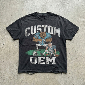 เสื้อยืดผู้ชายสไตล์สตรีทแวร์ทรงโอเวอร์ไซส์ ตัดเย็บทรงบ็อกซี่ พิมพ์ลายดิจิตอลแบบวินเทจ ดีไซน์ขาดๆ แบบดิสเทรส ผ้าฝ้าย 100% รับผลิตตามแบบ OEM - Product Image 1