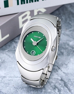 Orologio al Quarzo Retrò Millennium Y2K Unisex, Elegante, Impermeabile, Sportivo, con Quadrante Irregolare, Orologio da Polso di Tendenza - Product Image 2