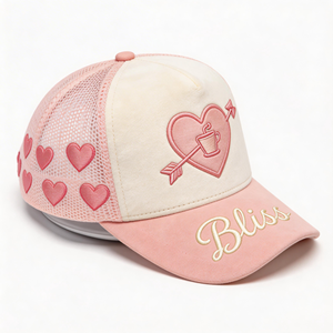 Gorra Trucker Personalizada de Fábrica con Logotipo Bordado en Gamuza, Visera de Malla y 5 Paneles - Product Image 3