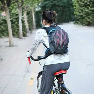 Sac à dos d'hydratation léger pliable réfléchissant pour la course à pied, la randonnée, les sports de plein air, le camping, le vélo de montagne, le cyclisme avec poche à eau - Product Image 2