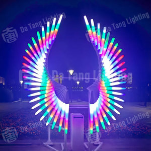 Ailes d'ange de Noël 2D lumineuses pour mur, fenêtre et décoration de fêtes - Product Image 3