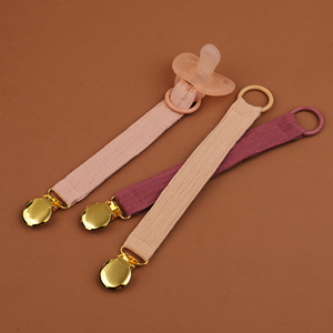 Clip de chupete muselina de bebé con tela de algodón anillo de silicona cadena BPA libre <span class=keywords><strong>Unisex</strong></span> oro Metal chupete Clip titular <span class=keywords><strong>cosas</strong></span> <span class=keywords><strong>para</strong></span> bebé - Product Image 6
