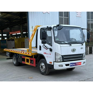 Nouveau camion de dépannage léger Xiangnongda 4x2 avec plateau pour le sauvetage routier d'urgence et le transport de véhicules - Product Image 1
