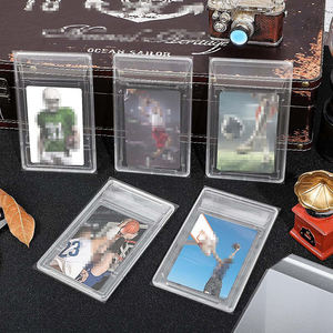 卸売 1パック100枚入り クリスタルクリア 無酸性 鑑定済みカードスラブ収納コレクションスリーブ カード用プラスチック保護バッグ - Product Image 6