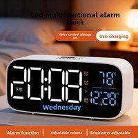 Réveil électronique moderne en ABS à surface miroir, affichage LED, thermomètre, calendrier, alarme silencieuse - Vente en gros usine pour l'exportation