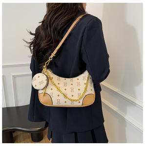 Bolsos de Mano Tipo Hobo para Mujer, de Moda, de PVC y Cuero, Personalizados, de Media Luna, Estilo Bohemio, para Invierno y Verano - Product Image 3