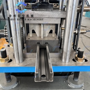 Máquina formadora de soportes inclinados para estanterías de alta resistencia Hauan con PLC, bomba de engranajes y cojinete de motor - Fácil de operar - Product Image 6