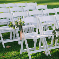 Chaise Wimbledon en résine plastique blanche confortable, capacité d'usine, approvisionnement en usine, chaise pliante blanche pour mariage