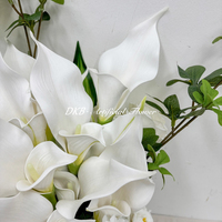 Bouquet de mariée artificiel en lys calla, fleurs artificielles en soie blanches et vertes, décoration de mariage pour la mariée et les demoiselles d'honneur
