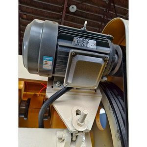 10T機械式パワー プレス-金属/鋼板スタンピングパンチングマシン、1.1KWモーター搭載、高速低騒音、CE認証取得済み - Product Image 5