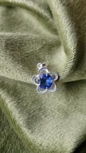 Élégant pendentif fleur de tanzanite en argent sterling 925 bijoux de guérison fabriqués à la main - Product Image 2