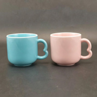 Vente flash - Tasse à café en céramique personnalisée avec poignée en forme de cœur mignon kawaii, 300 ml (10,5 oz), couleur bleu clair, pour un cadeau de la Saint-Valentin
