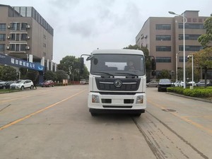 Dongfeng <span class=keywords><strong>10000</strong></span> <span class=keywords><strong>litros</strong></span> 4x2 Mini camión cisterna de <span class=keywords><strong>agua</strong></span> de riego camión de riego de <span class=keywords><strong>agua</strong></span> con rociador - Product Image 5