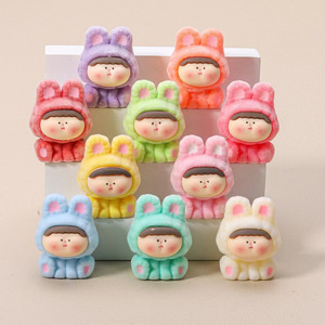 Porte-clés pendentif en peluche floqué rouge vif, figurine de dessin animé, ornement décoratif pour voiture, 10 couleurs disponibles, en résine plastique, DIY - Product Image 3