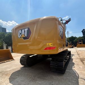 Excavatrice hydraulique Caterpillar 320GC d'occasion, modèle 2023, 20 tonnes, certifiée EPA CE, engin de construction avec pompe - Product Image 3