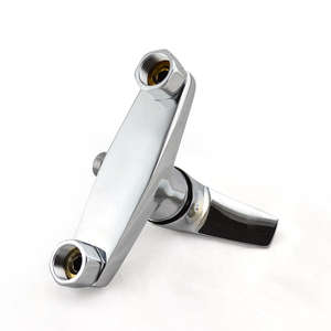 Grifo de Baño Clásico de Latón de Proveedor de Artículos Sanitarios, Mezclador Cromado Pulido con una Sola Manija, Bloque Desviador, Válvula de Cerámica para Apartamento - Product Image 2