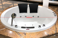 Baignoire ronde en acrylique pour deux personnes de la marque ARROW avec installation encastrée, style encastré, drain intégré, utilisation en appartement, massage, bain à remous