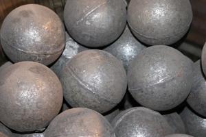 Bola de Molienda Forjada (C45) tamaño 20mm, 25mm Vinacasting Superficie Lisa Sin Grietas ni Agujeros Tecnología de Tratamiento Térmico de Alta Gama - Product Image 4