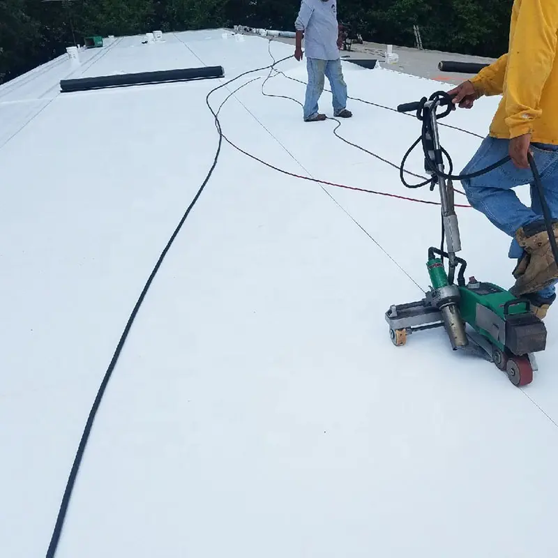 Membran atap tahan air TPO yang diperkuat poliester 60 mil untuk atap komersial