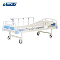 Lit médical manuel à 2 fonctions, lit d'hôpital à double manivelle, cadre en acier, lit de soins infirmiers avec garde-corps en alliage d'aluminium et roulettes silencieuses