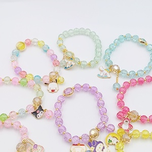 Braccialetto di Moda con Perline in Cristallo Imitazione Giada, Gioiello con Fiori e Farfalle per Ragazze - Product Image 4