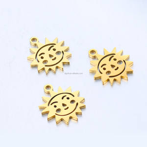 Colgante de Sol Sonriente de Acero Inoxidable, Amuleto Celestial, Joyería con Logotipo Cósmico Personalizado, Etiqueta de Joyería, Amuleto DIY para Collares y Pendientes - Product Image 1