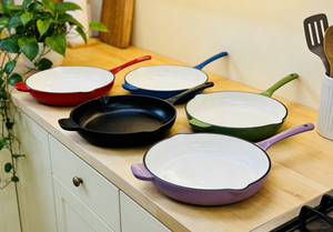 Offre Spéciale : Batterie de cuisine en fonte émaillée, disponible en plusieurs couleurs, comprenant des casseroles, des moules à pain, des poêles peu profondes, des poêles à frire et à griller, ainsi que des plats à rôtir. - Product Image 5