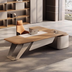 Juego de mesa y silla de oficina de jefe de lujo, muebles de oficina de madera de nuevo diseño, escritorio de oficina ejecutivo en forma de <span class=keywords><strong>L</strong></span> de diseño moderno, escritorio Ceo - Product Image 2