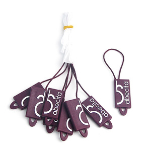 Grosir <span class=keywords><strong>Tag</strong></span> kunci garmen plastik logo timbul 3D kustom untuk JAM sepatu - Product Image 3