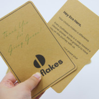 Étiquettes auto-adhésives en papier kraft Autocollants d'emballage imperméables Autocollants d'emballage avec impression de logo personnalisé