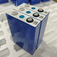 Sel Baterai LiFePO4 Prismatik EV E 3.2V 105Ah 1C LF105 untuk Penyimpanan Energi Surya, Pembangkit Listrik Off-Grid, 10000 Siklus, -40C hingga +80C