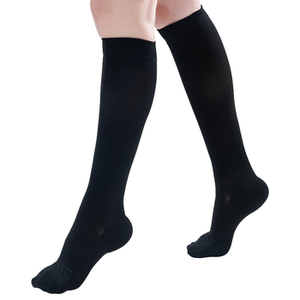 Medias <span class=keywords><strong>de</strong></span> Compresión Médicas, Calcetines <span class=keywords><strong>de</strong></span> Compresión Deportivos hasta <span class=keywords><strong>la</strong></span> Rodilla, Negros Lisos, 20-30 mmHg, para Enfermería - Product Image 1