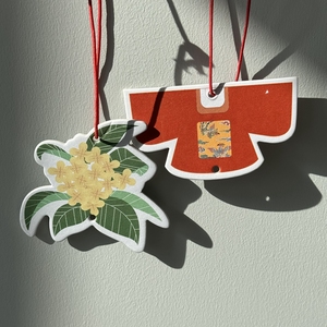 Diffuseur d'air pour voiture en forme d'arbre en papier coton personnalisé avec éclairage d'ambiance et parfum longue durée - Product Image 2