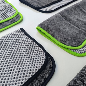 Serviette de lavage auto 40x40cm en tissu torsadé tressé avec bordure verte pour le nettoyage des bulles et utilisation comme torchon - Product Image 3
