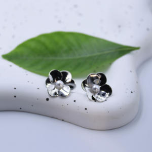 2025 mode à la mode dernières élégantes perles fleurs cuivre boucles d'oreilles personnalisé bijoux fins pour les femmes élégant à la mode idées cadeaux - Product Image 5