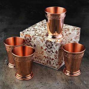 Ensemble de verres en cuivre pur de luxe avec design gravé, gobelets vintage pour la maison, la cuisine ou comme cadeau - Product Image 2